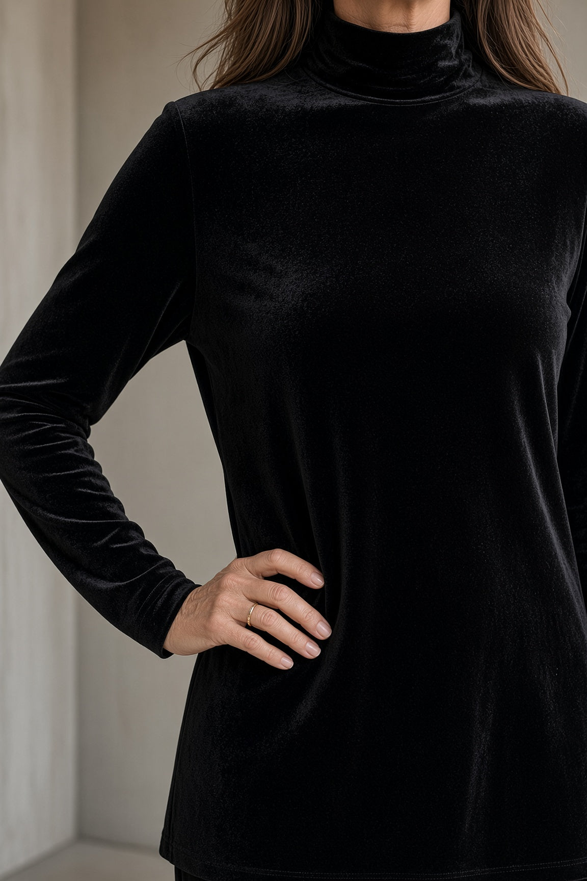 Lynette - Velvet Turtleneck Pant Set